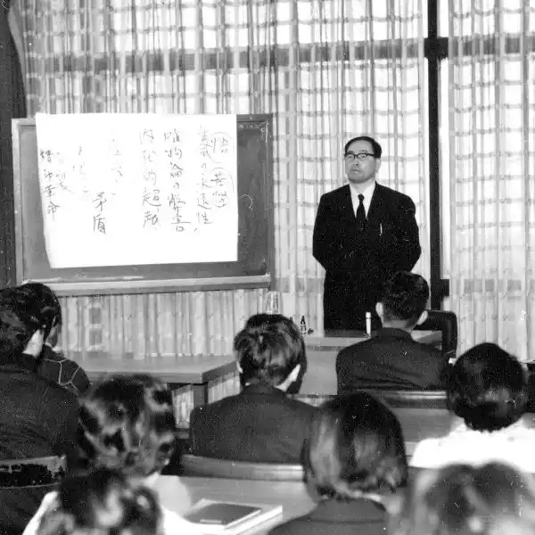 鴨志田恒世先生の講義の様子