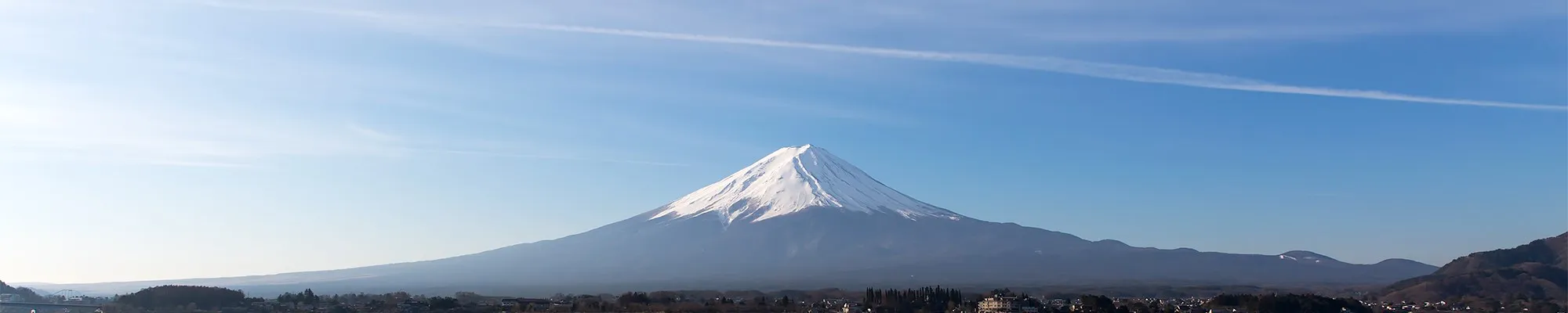 雪化粧の富士山